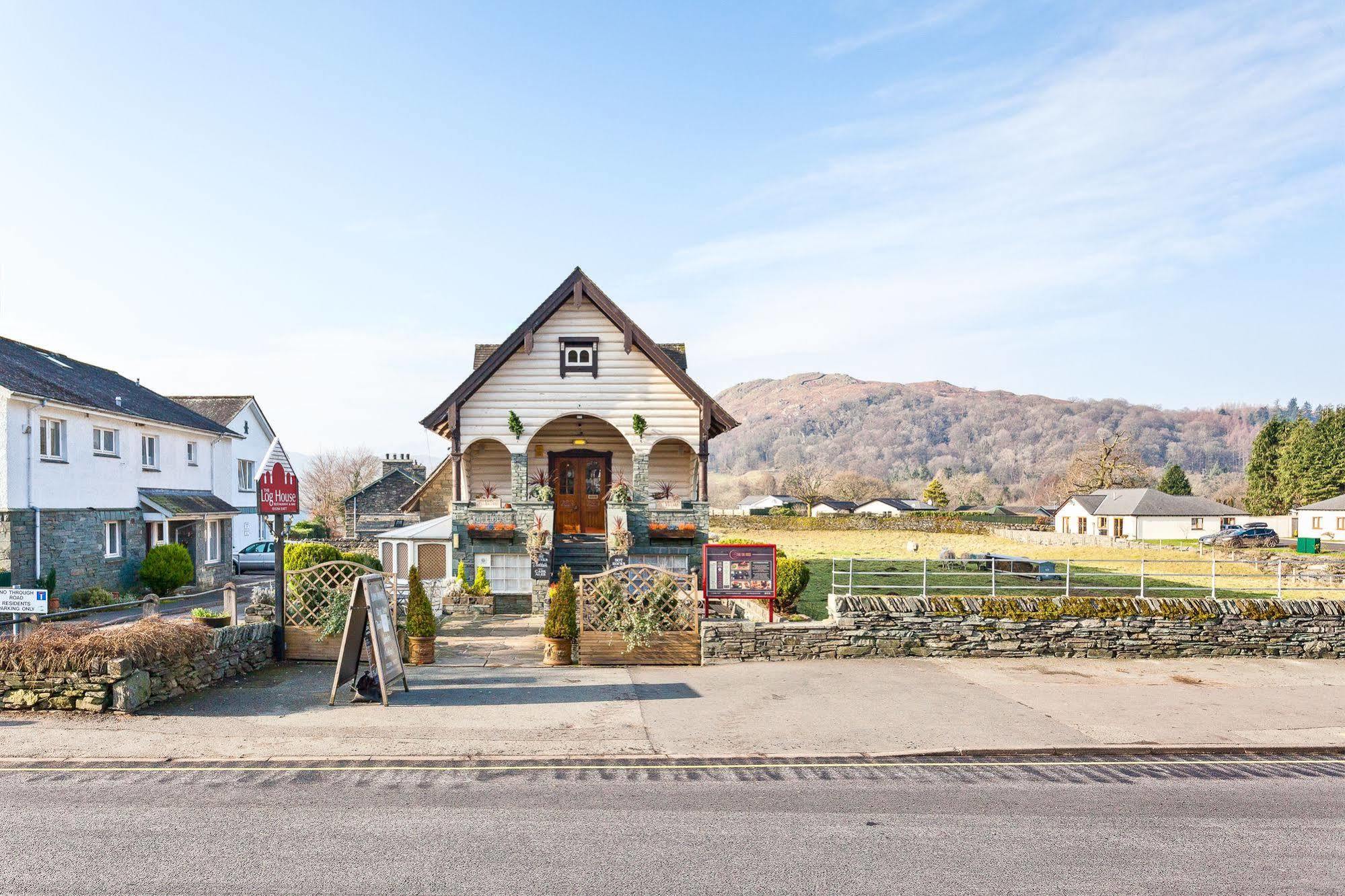 Bed and Breakfast Log House Ambleside Exteriér fotografie